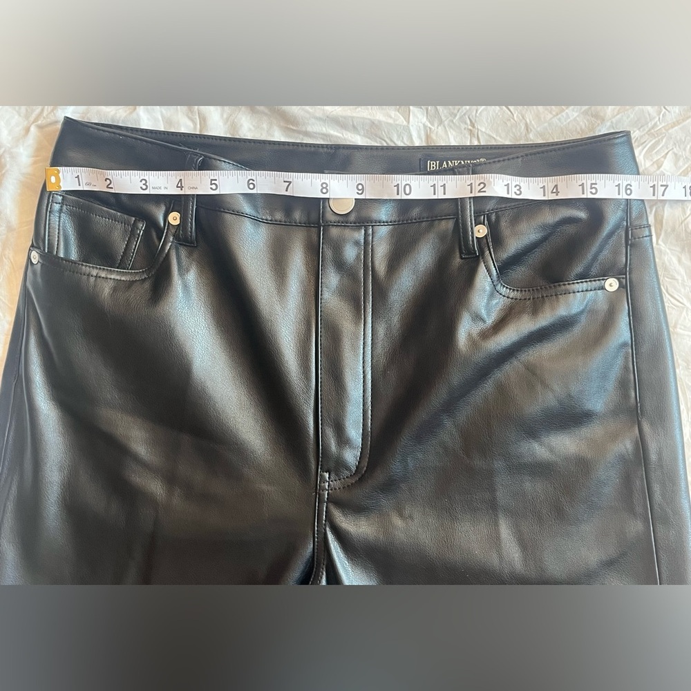 Blank NYC Black Faux Leather The Franklin Ribcage Wide-Leg Pants Size 30 - Picture 10 of 16